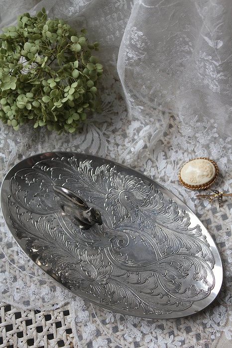 リスの ナッツディッシュ　　イギリス製　美品 イギリスアンティーク シルバープレート リスのナッツディッシュ
