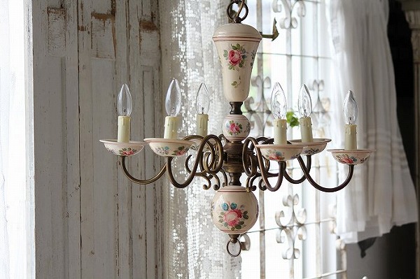 アンティーク照明 フランスアンティーク 陶器の手彩色薔薇シャンデリア