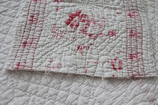 イギリスアンティーク ダーラムキルト はぎれ」ココン・フワット