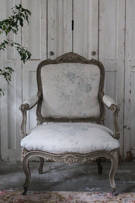 フランスアンティーク　シャビーシック なローズチェアA フランスアンティークシャビーシック なローズチェアAアンティーク