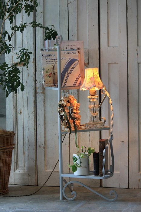 造形美‼️螺旋状真鍮フラワースタンドアンティークレトロ