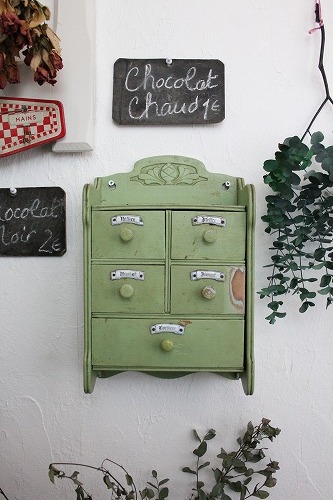 ドイツ製スパイスドロワーズキャビネット 1900年代初頭」ココン