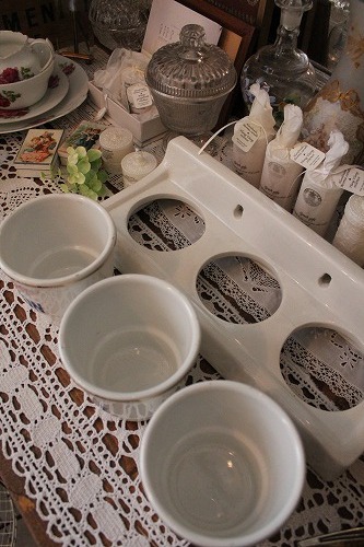 フランスアンティーク陶器のサボンラック」ココン・フワット