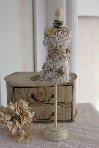 アンテイークな可愛い　布貼トルソー フランス アンテイークな可愛い 布貼トルソー フランス アンテイークな