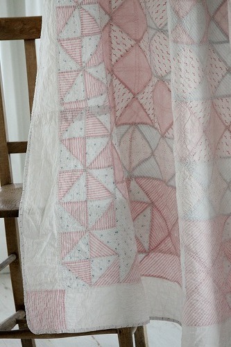 イギリスアンティークキルト」ココン・フワット Coconfouato