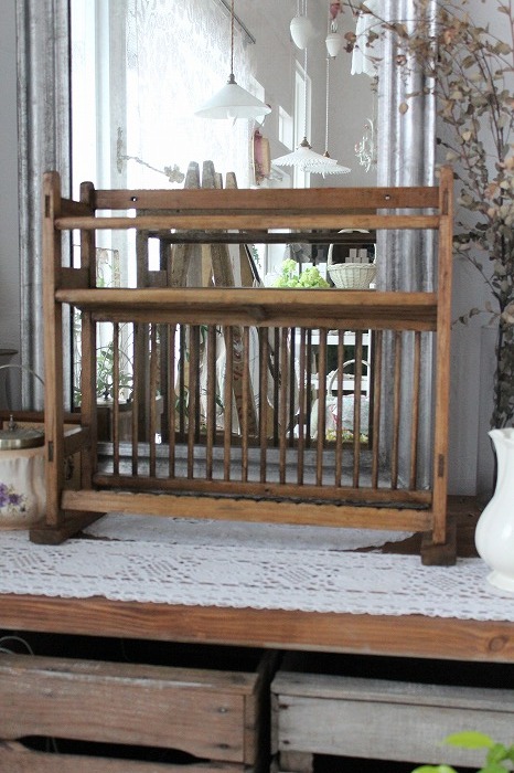 イギリスアンティーク オールドパインプレートラック」ココン