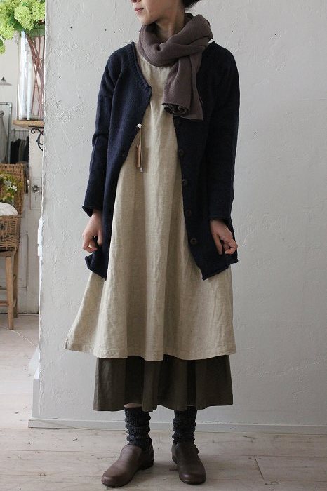 a+koloni コロニー リネンウールシンプルチュニック」ナチュラル a+koloni コロニー リネンウールシンプルチュニック」ナチュラル